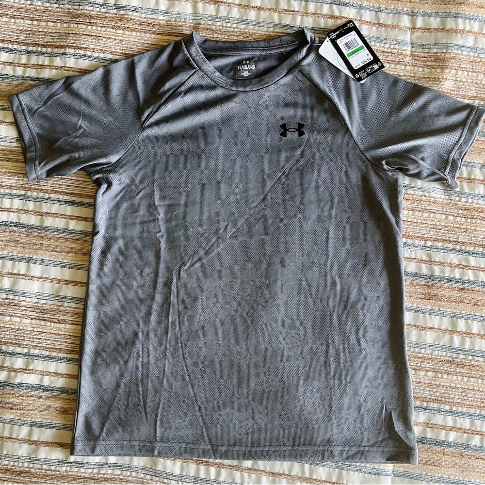 Under Armour Tech Jacquard 2.0 Short Sleeve Tee - Size Youth LG